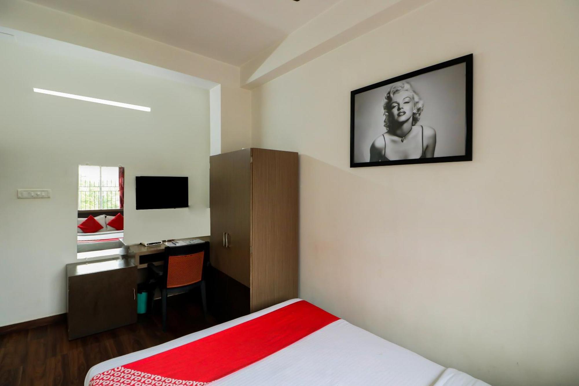 Oyo Flagship 1805 Hotel Star Delight Panchuria Εξωτερικό φωτογραφία