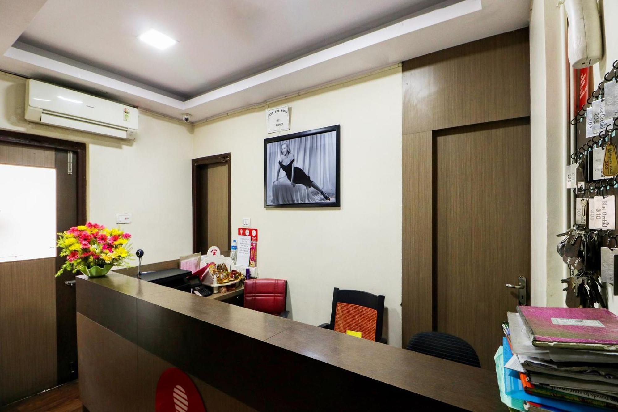 Oyo Flagship 1805 Hotel Star Delight Panchuria Εξωτερικό φωτογραφία